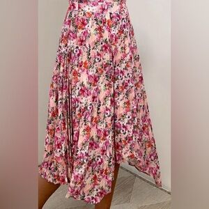 Chic Floral Maxi Skirt in Pink